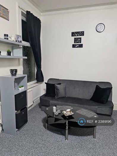 Studio To Rent In Cowbridge Road, Bridgend, CF31