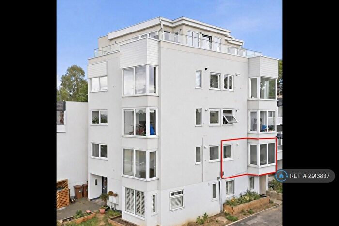 1 Bedroom Flat To Rent In North Chingford, London, E4