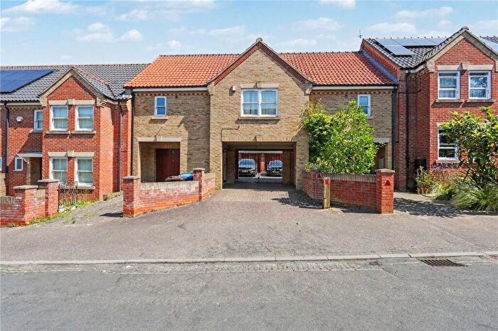 2 Bedroom Apartment For Sale In Aspland Road, Norwich, Norfolk, NR1