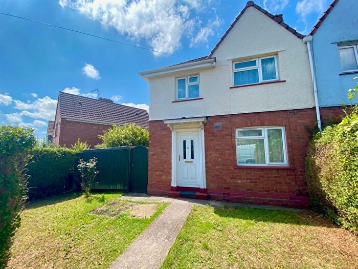 3 Bedroom Semi-Detached House To Rent In Poyntz Road, Knowle, Bristol, BS4