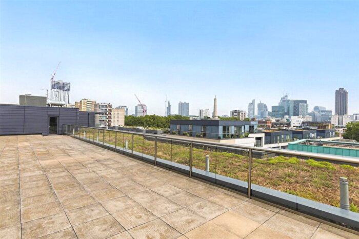 2 Bedroom Apartment For Sale In Worcester Point, Central Street, London, EC1V