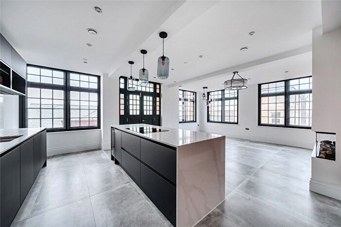 2 Bedroom Flat To Rent In Grosvenor Road, Tunbridge Wells, Kent, TN1