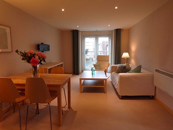 2 Bedroom Flat To Rent In Wrendale Court, Newcastle Upon Tyne, NE3