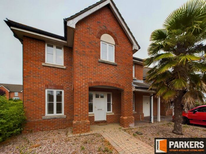 4 Bedroom Detached House To Rent In Maritime Avenue, Marchwood, SO40