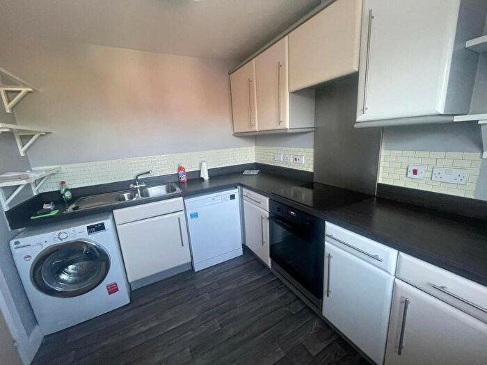 2 Bedroom Apartment To Rent In Lawnhurst Avenue, Wythenshawe, Manchester, M23
