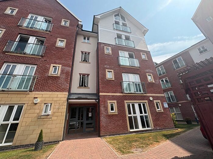 2 Bedroom Flat For Sale In Saddlery Way, Chester, CH1