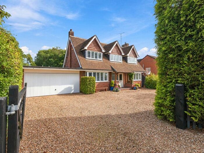3 Bedroom Detached House For Sale In Ullenhall Street, Ullenhall, Henley-in-Arden, B95