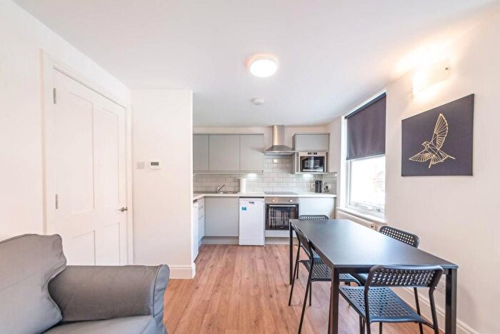 2 Bedroom Flat To Rent In Camden High Street, London, NW1