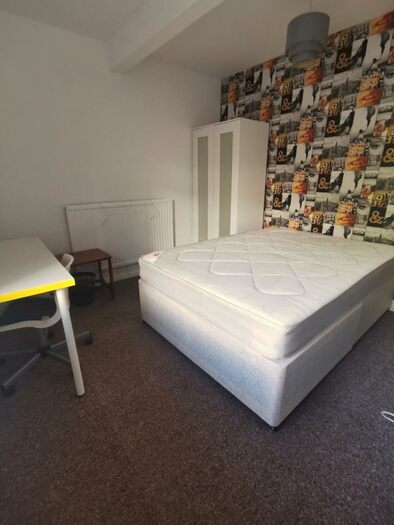 3 Bedroom House To Rent In Mount Pleasant, Mount Pleasant, Swansea, SA1