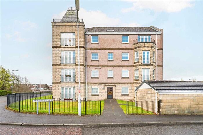 2 Bedroom Flat For Sale In Inverewe Place, Dunfermline, KY11