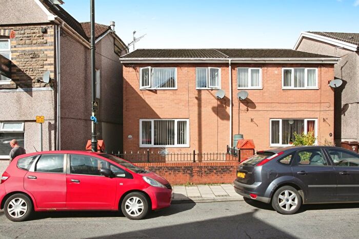 3 Bedroom Semi-Detached House For Sale In High Street, Llanbradach, Caerphilly, CF83
