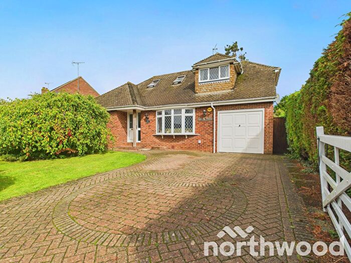 4 Bedroom Chalet For Sale In Lambden Road, Pluckley, TN27