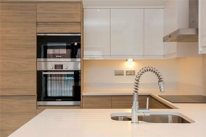 2 Bedroom Flat To Rent In Alexander House, Cuppin Street, Chester, CH1