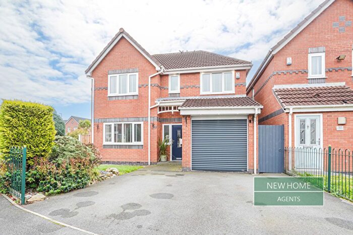 4 Bedroom Detached House For Sale In Frank Fold, Heywood, OL10