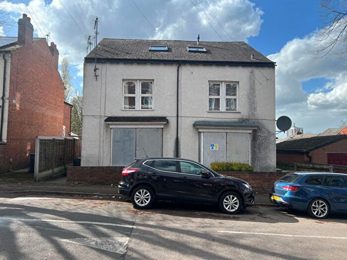 6 Bedroom Detached House For Sale In Amp; Rowley Street, Walsall, WS1