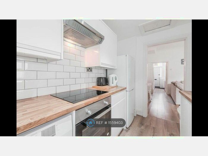 3 Bedroom End Of Terrace House To Rent In Callow Road, Liverpool, L15