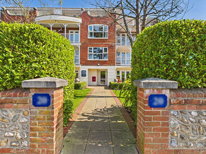 2 Bedroom Flat For Sale In Mill Field Lodge, , Downview Road, Worthing, BN11