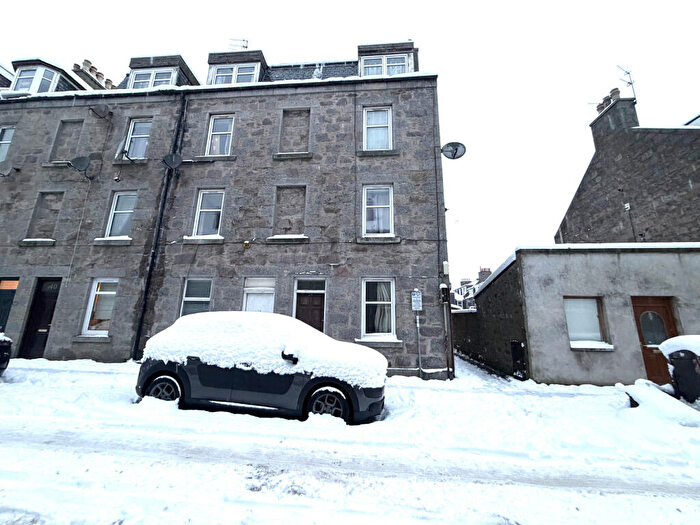 1 Bedroom Flat For Sale In Kintore Place, Aberdeen, Aberdeenshire, AB25