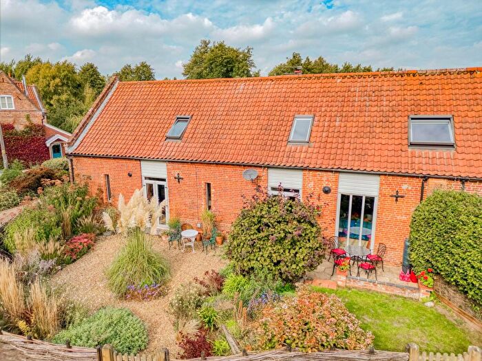 4 Bedroom Barn Conversion For Sale In Brick Kiln Lane, Suffield, NR11
