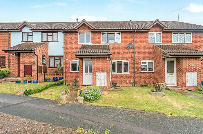 2 Bedroom Terraced House For Sale In Guildford, Surrey, GU4