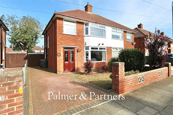 3 Bedroom Semi Detached House For Sale In Maryon Road, Ipswich, Suffolk, IP3
