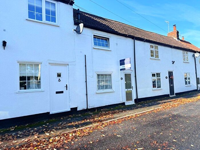 1 Bedroom Cottage For Sale In Manor Street, Keelby, Grimsby, DN41