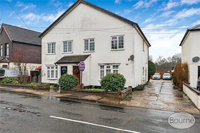 1 Bedroom Apartment For Sale In Shawfield Road, Ash, Surrey, GU12