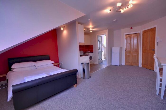 Studio To Rent In Flat, - Belle Vue Road, Southbourne, BH6