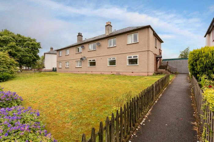 3 Bedroom Flat For Sale In Springbank Road, Alyth, Perthshire, PH11