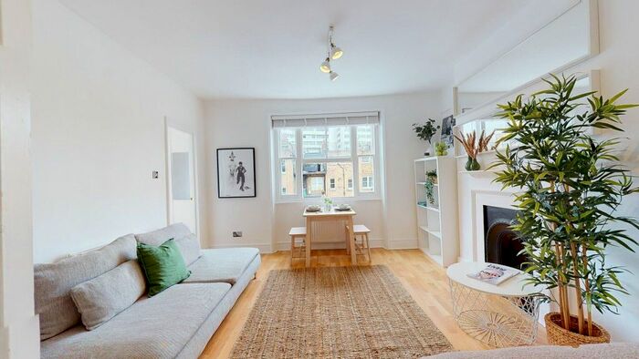 Studio To Rent In Nottingham Place, London, W1U