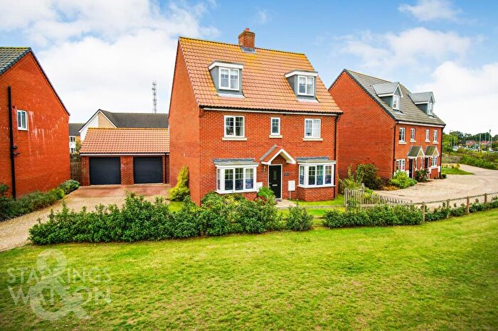 5 Bedroom Detached House For Sale In Poppy Street, Wymondham, NR18