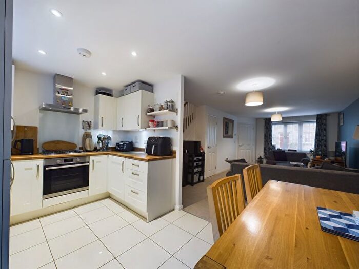 3 Bedroom End Of Terrace House For Sale In Pearmain Road, Somerton, TA11