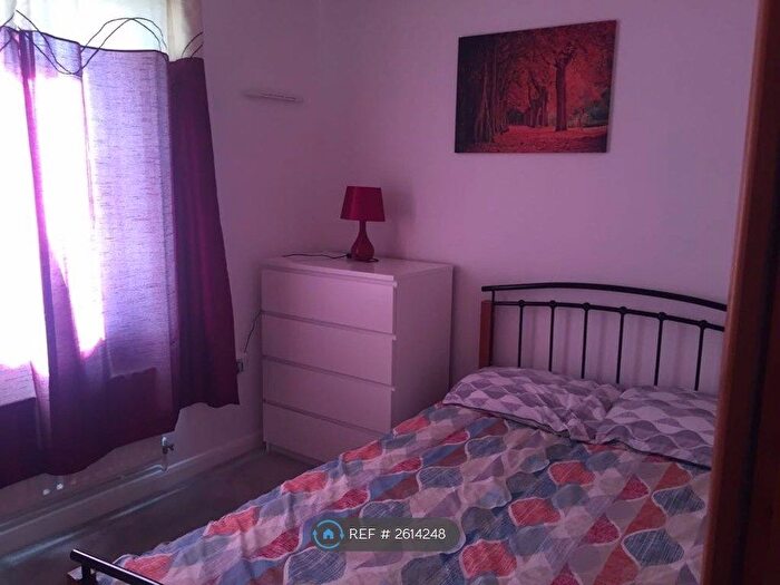 2 Bedroom Flat To Rent In Raedwald Court, Peterborough, PE1