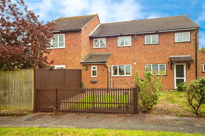 3 Bedroom Property To Rent In Hawks Way, Ashford, TN23