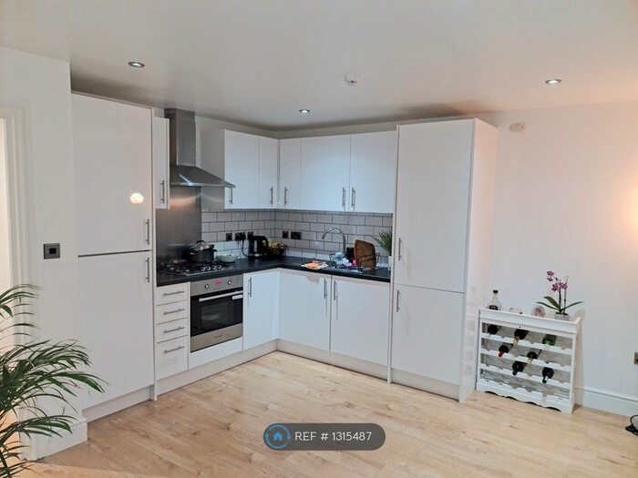 1 Bedroom Flat To Rent In Southwood Road, London SE9