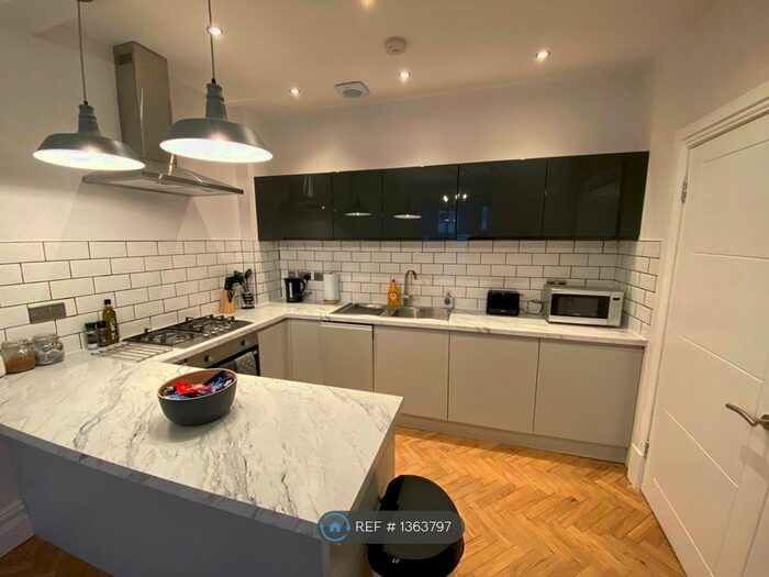 2 Bedroom Flat To Rent In The Loan, South Queensferry, EH30