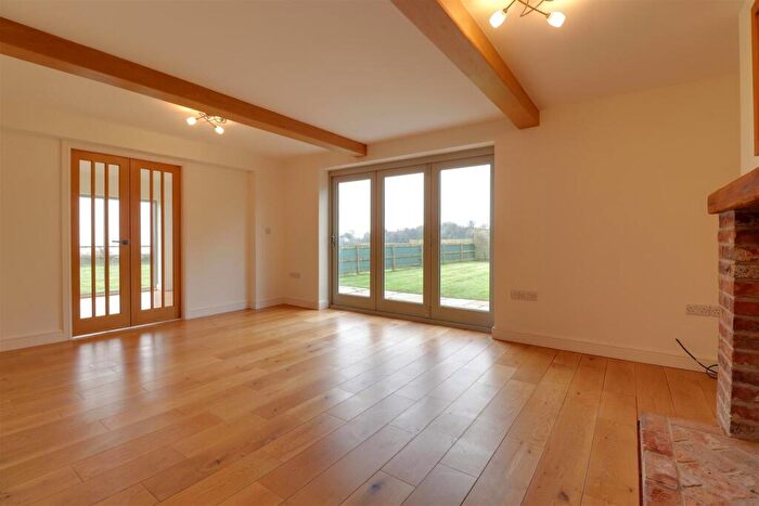4 Bedroom Detached House For Sale In Tower Hill Barns, Akesmore Lane, Mow Cop, ST7