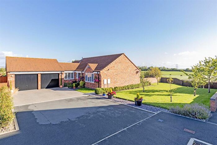 3 Bedroom Detached Bungalow For Sale In Lilywood Close, Calow, Chesterfield, S44
