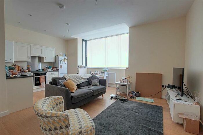 1 Bedroom Flat To Rent In Lorne Road, Bath, BA2