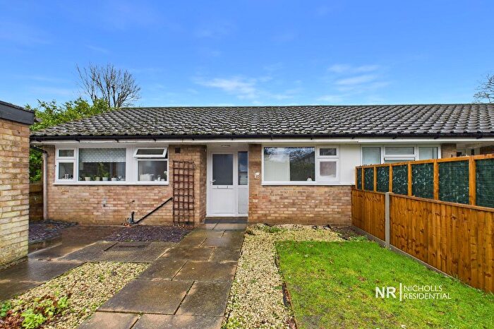 2 Bedroom Property To Rent In Brookers Close, Ashtead, Surrey., KT21