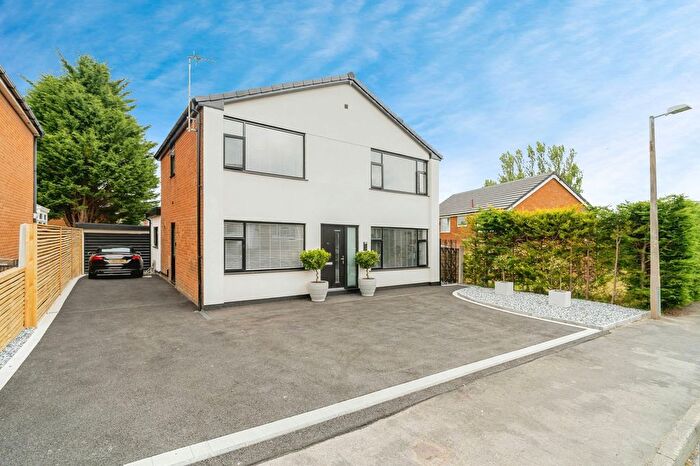 4 Bedroom Detached House To Rent In Midfield, Langho, BB6