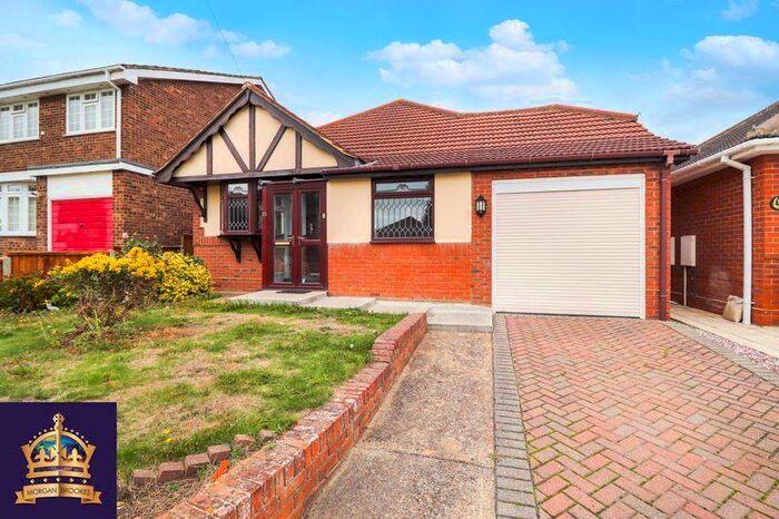 3 Bedroom Detached Bungalow To Rent In Sweet Briar Avenue, Benfleet, SS7