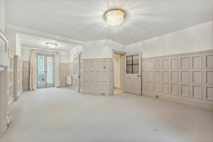 5 Bedroom Terraced House To Rent In Wilton Street, London, SW1X