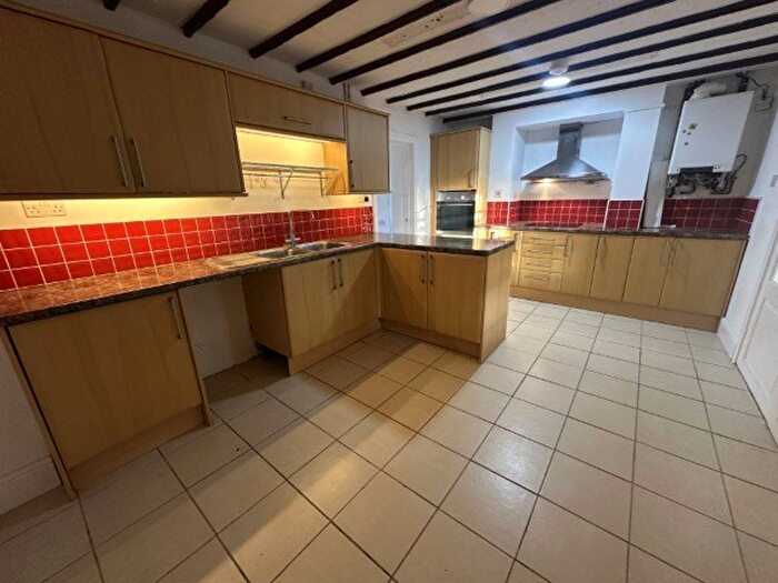 3 Bedroom Cottage To Rent In Post Office Terrace, Newport, NP18