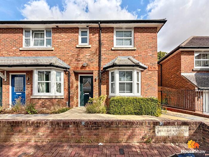 3 Bedroom End Of Terrace House For Sale In Alma Road, Chesham, HP5