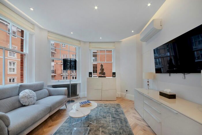 2 Bedroom Flat To Rent In Westminster Palace Gardens, Artillery Row, London, SW1P