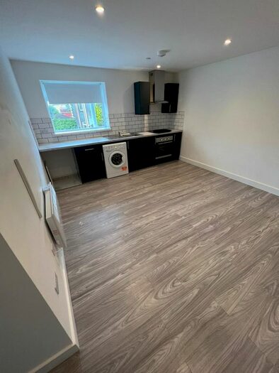 2 Bedroom Detached House To Rent In Windsor Road, Neath, SA11