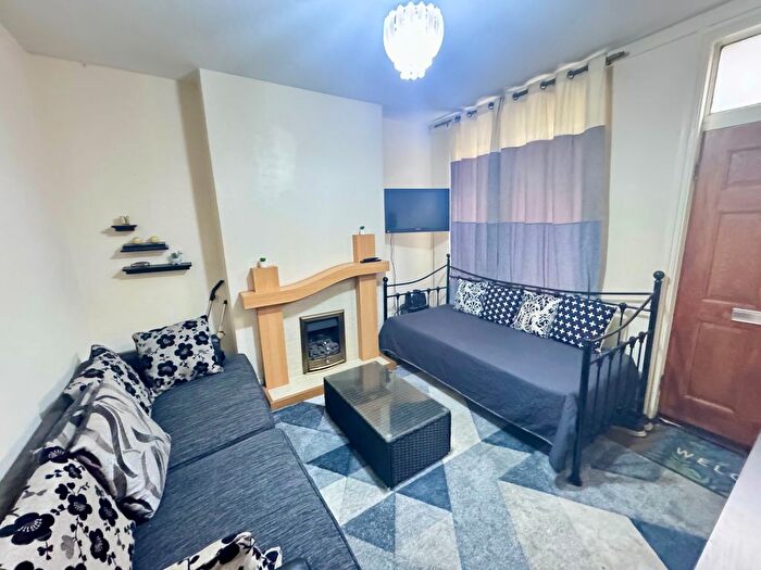 2 Bedroom Property To Rent In Holborn Avenue, Nottingham, NG2