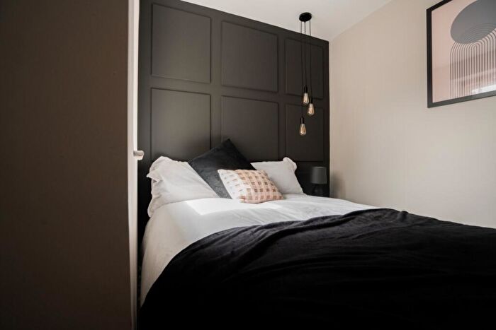 1 Bedroom Flat To Rent In Room Lower Park Street, Stapleford, NG9