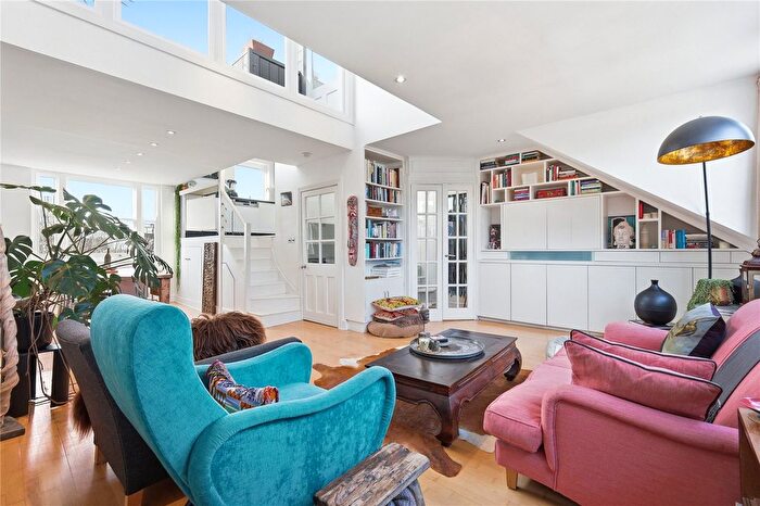 3 Bedroom Flat For Sale In Ainger Road, Primrose Hill, London, NW3